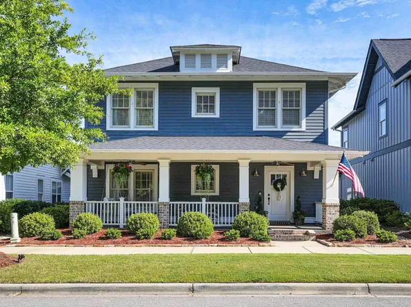 3221 Sawyer Dr, Hoover, AL 35226