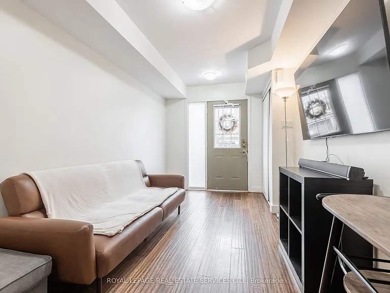4975 Southampton Dr #272 — Photo 10