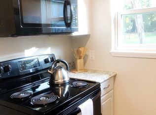 3512 Cedar Dr, Dickinson, TX 77539