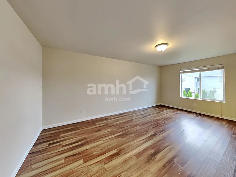 2655 Moore Ave — Photo 11