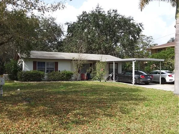 305 SW 10th St, Ruskin, FL 33570