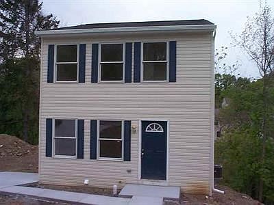 712 Harrisburg St. Exterior