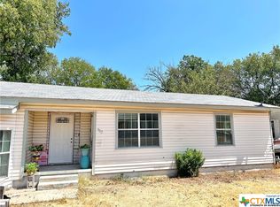 902 Highland Ave, Killeen, TX 76543