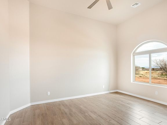 4th image of 5754 S Stephanie Place