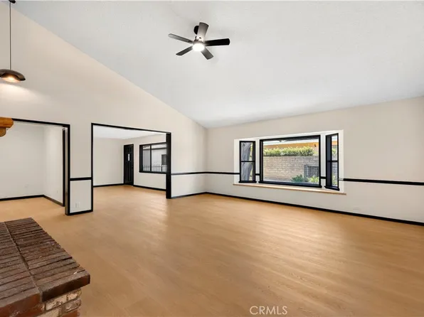 8932 McLennan Ave, North Hills, CA 91343