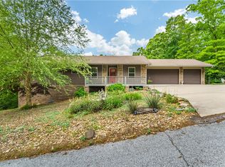 8843 S Old Dutch, Rogers, AR 72756