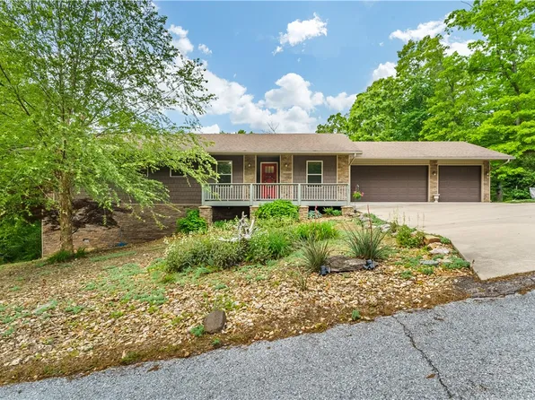 8843 S Old Dutch, Rogers, AR 72756