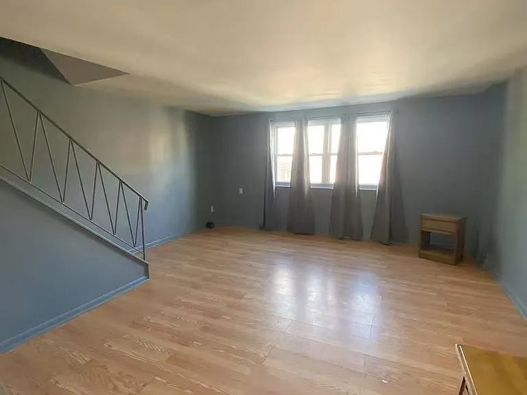 2867 Walnut Hill St — Photo 5
