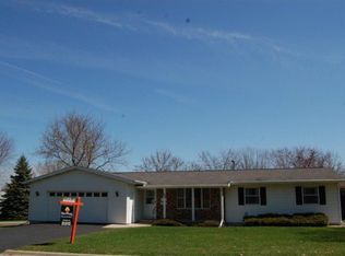 701 S Hill St, De Forest, WI 53532