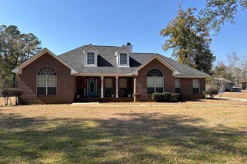 1st image of 4405 Everett Rd