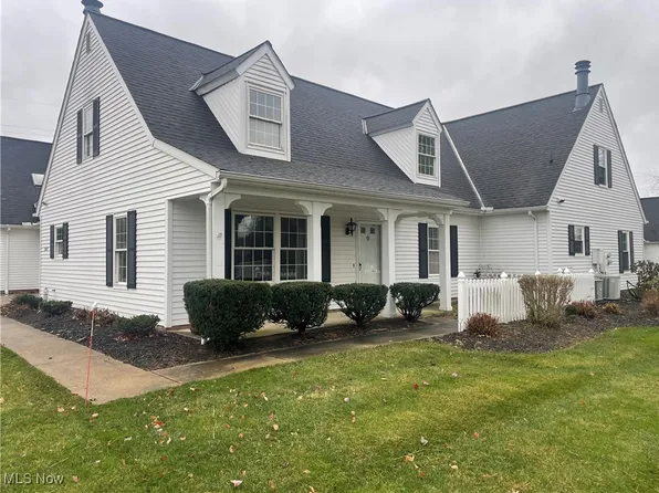 30673 Cambridge Ct E #E9, Bay Village, OH 44140