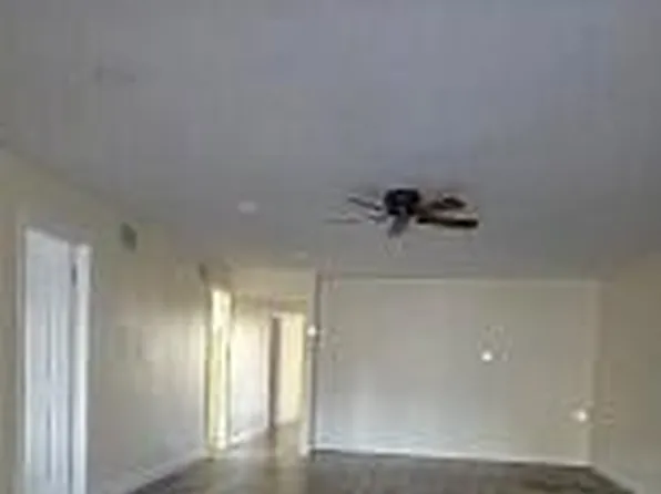 220 NW 43rd Pl, Deerfield Beach, FL 33064