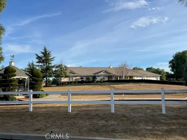 23140 Western Crest Dr, Perris, CA 92570