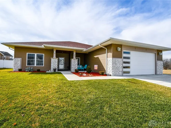 805 Mc Kees Mill Run, New Carlisle, OH 45344