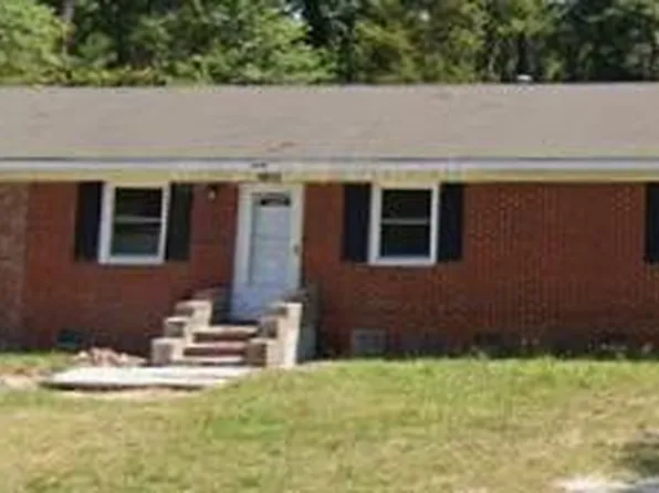 19261 Salley Mcnair Road, Laurinburg, NC 28352