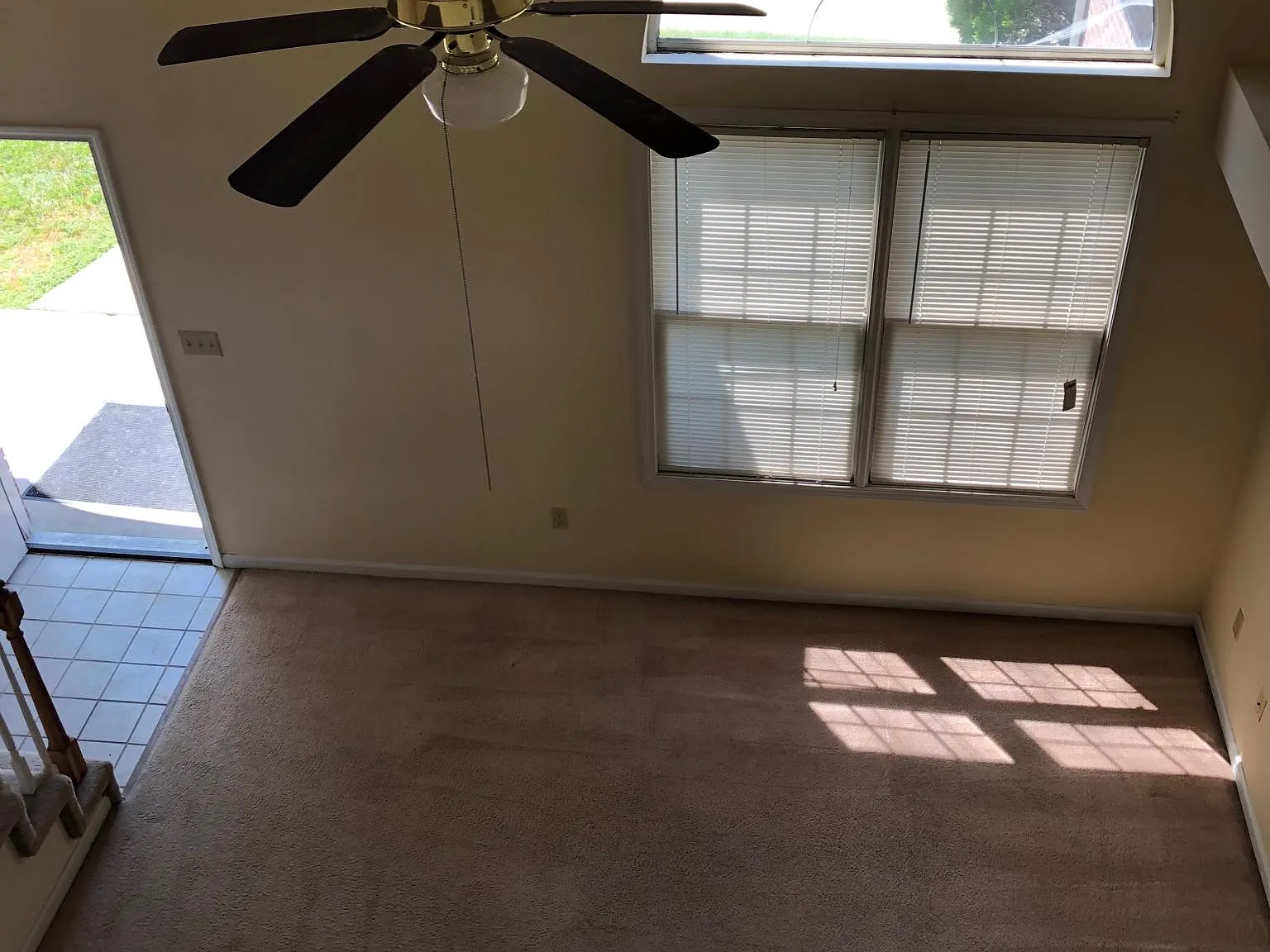 3 bed, $1,400 — Photo 3