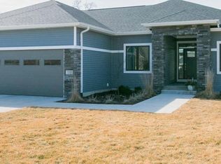 2782 Muddy Creek Ln, Coralville, IA 52241