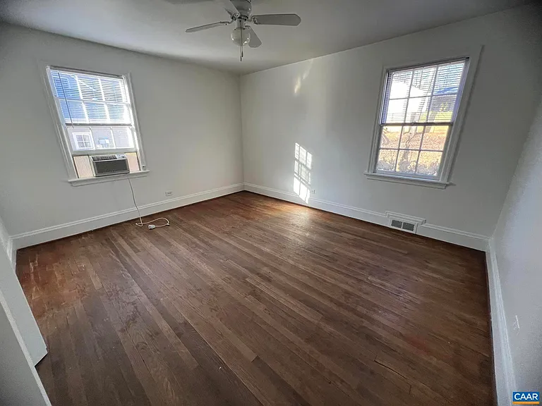 1545 Rugby Ave — Photo 21