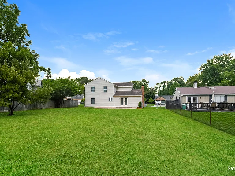 7776 Oakshot Ln — Photo 15