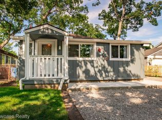 333 Lake View Dr, White Lake, MI