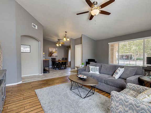3rd image of 1832 S Brentwood Pl