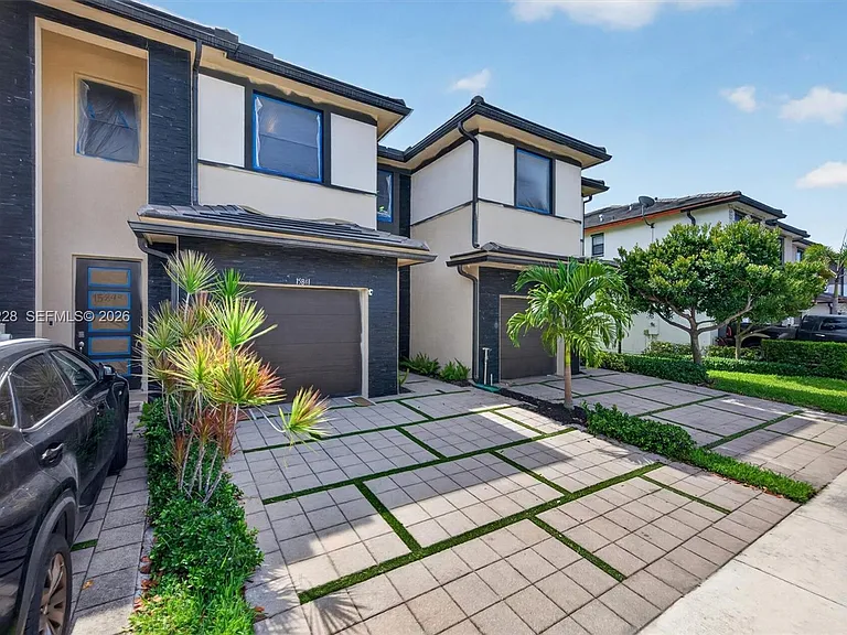 15841 NW 91st Ct — Photo 10