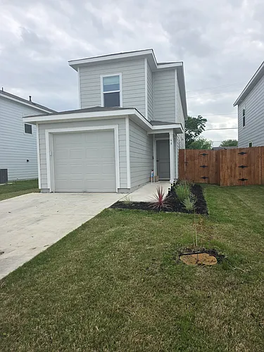 65 Trinity Cir Photo 1