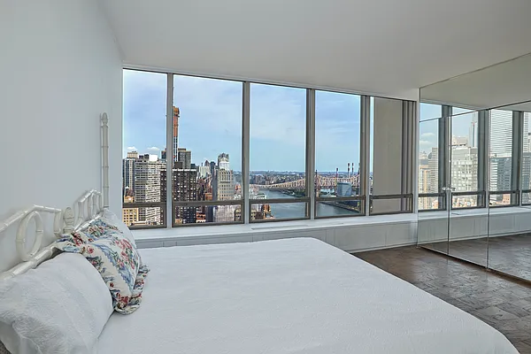 Sold by Brown Harris Stevens | media 31