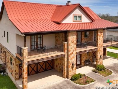 1260 Whispering Water, Spring Branch, TX, 78070