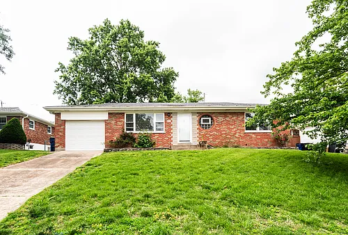 201 Bridgeview Ln Photo 1