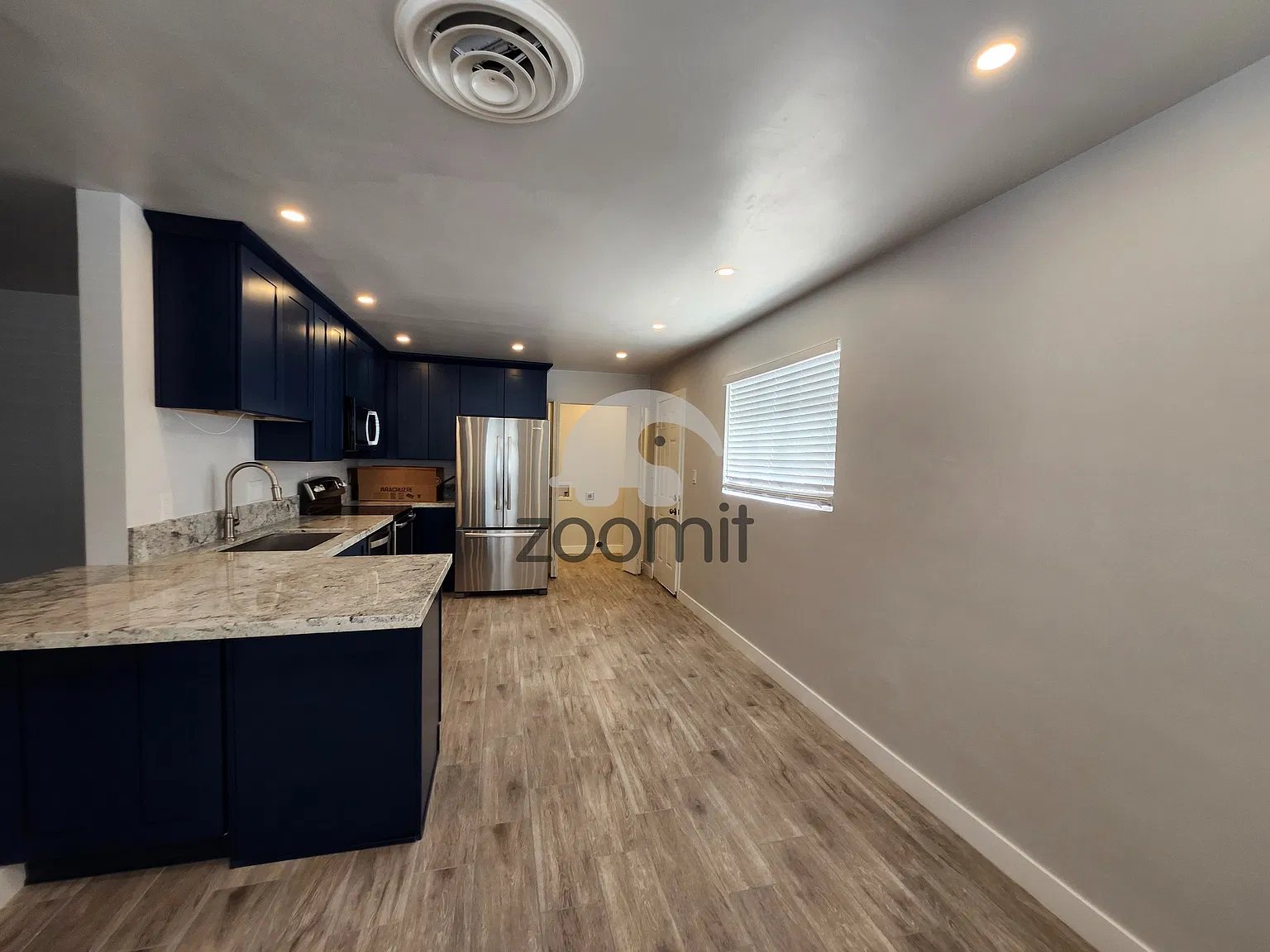 3 bed, 1180 sqft, $1,800 — Photo 4