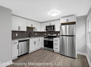 13 Howard St #2, Carnegie, PA 15106