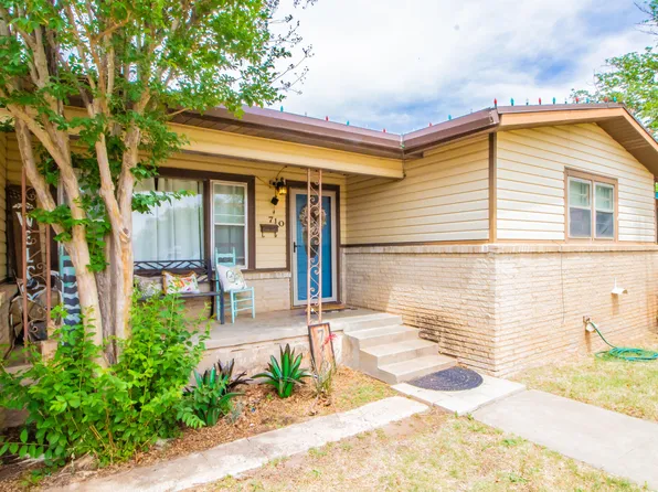 710 W 5th St, Post, TX 79356