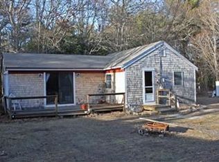 322 Old Stage Rd, Centerville, MA 02632