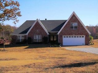 443 Woodview Rd, Byhalia, MS 38611