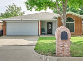 5724 Northfield Dr, Fort Worth, TX 76179