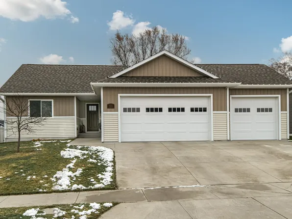 725 2nd Ave NE, Plainview, MN 55964