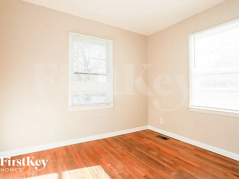 297 Reed St — Photo 9