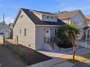 15 Morrissee Ave, Wallington, NJ 07057