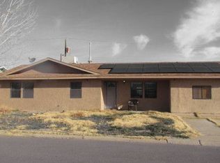 816 La Luz Dr, Belen, NM 87002