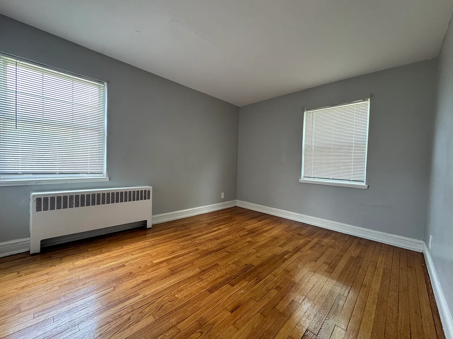 2 bed, 900 sqft, $1,345 — Photo 4