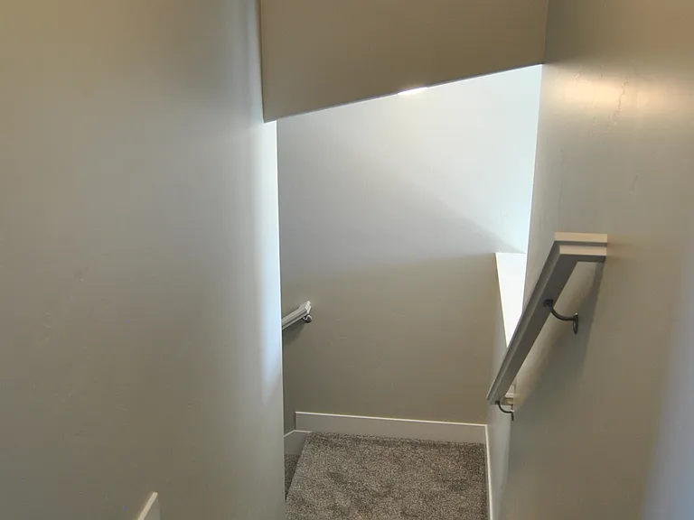 1097 Villa Vista Dr — Photo 18
