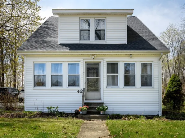 42 Maple Ave, Rutland, MA 01543
