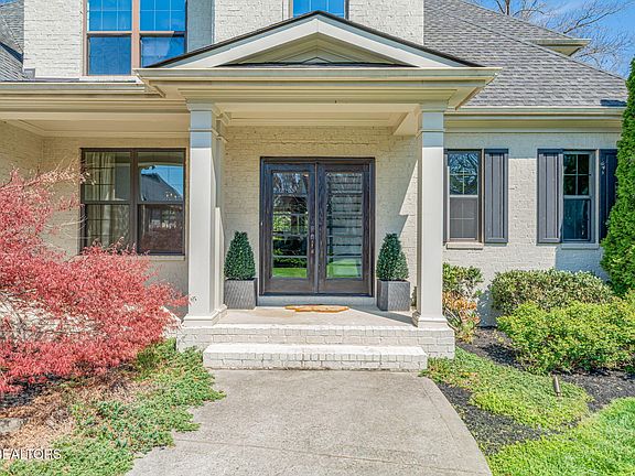 3rd image of 1513 Wembley Hills Rd