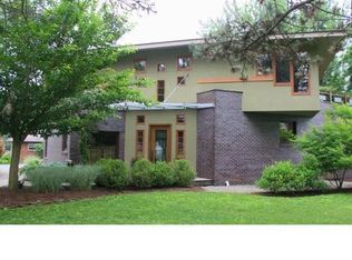 3424 Oxford Cir S, Allentown, PA 18104