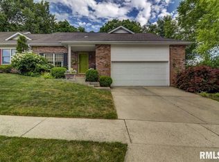 2554 Chapel Hill Rd, Springfield, IL 62702