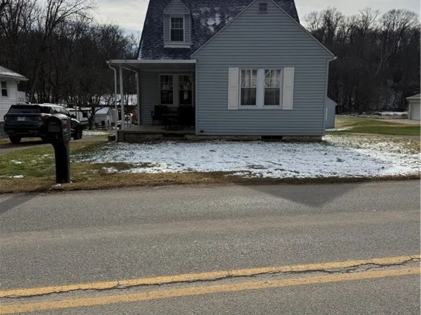 1328 Coopermill Rd, Zanesville, OH 43701