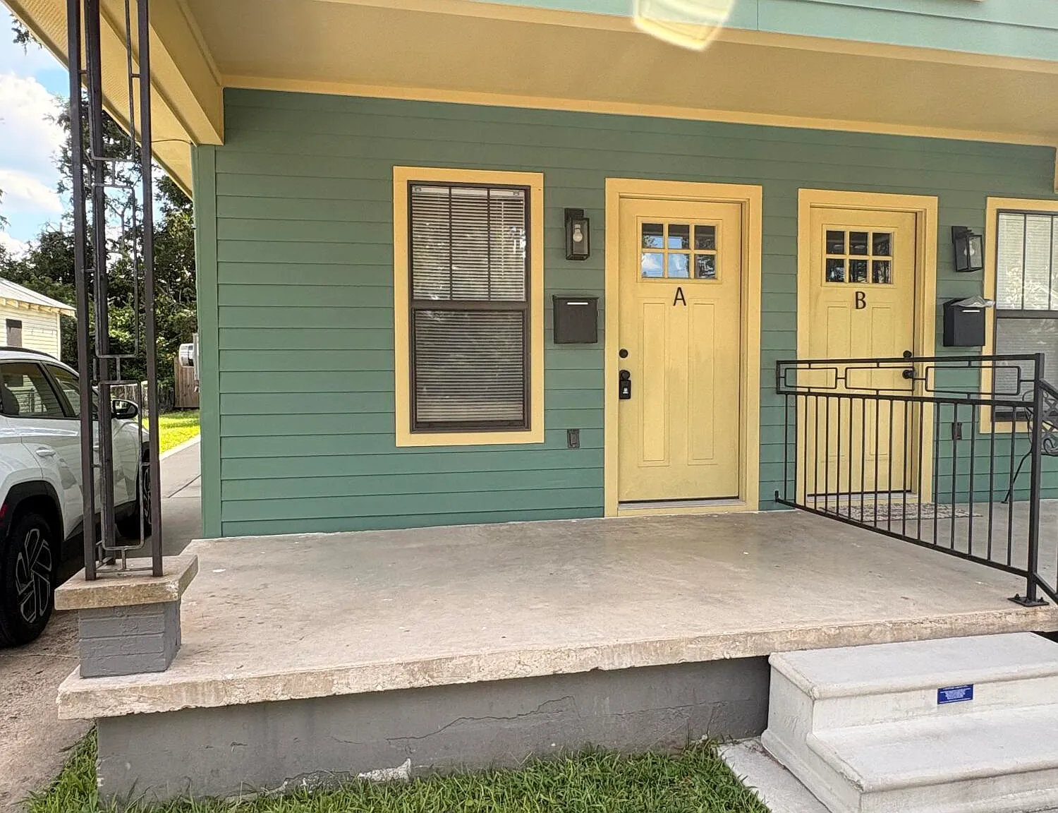 1 bed, 1.0 bath, 720 sqft, $920 — Photo 2