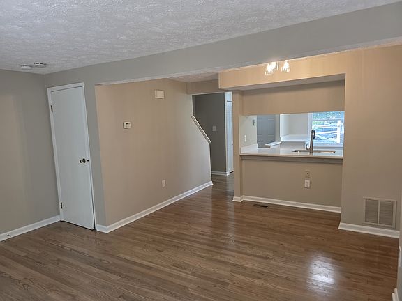 3rd image of 19136 Partridge Wood Dr