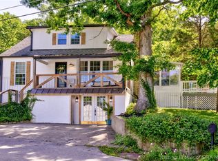 228 Silver Slope Dr, New Albany, IN 47150